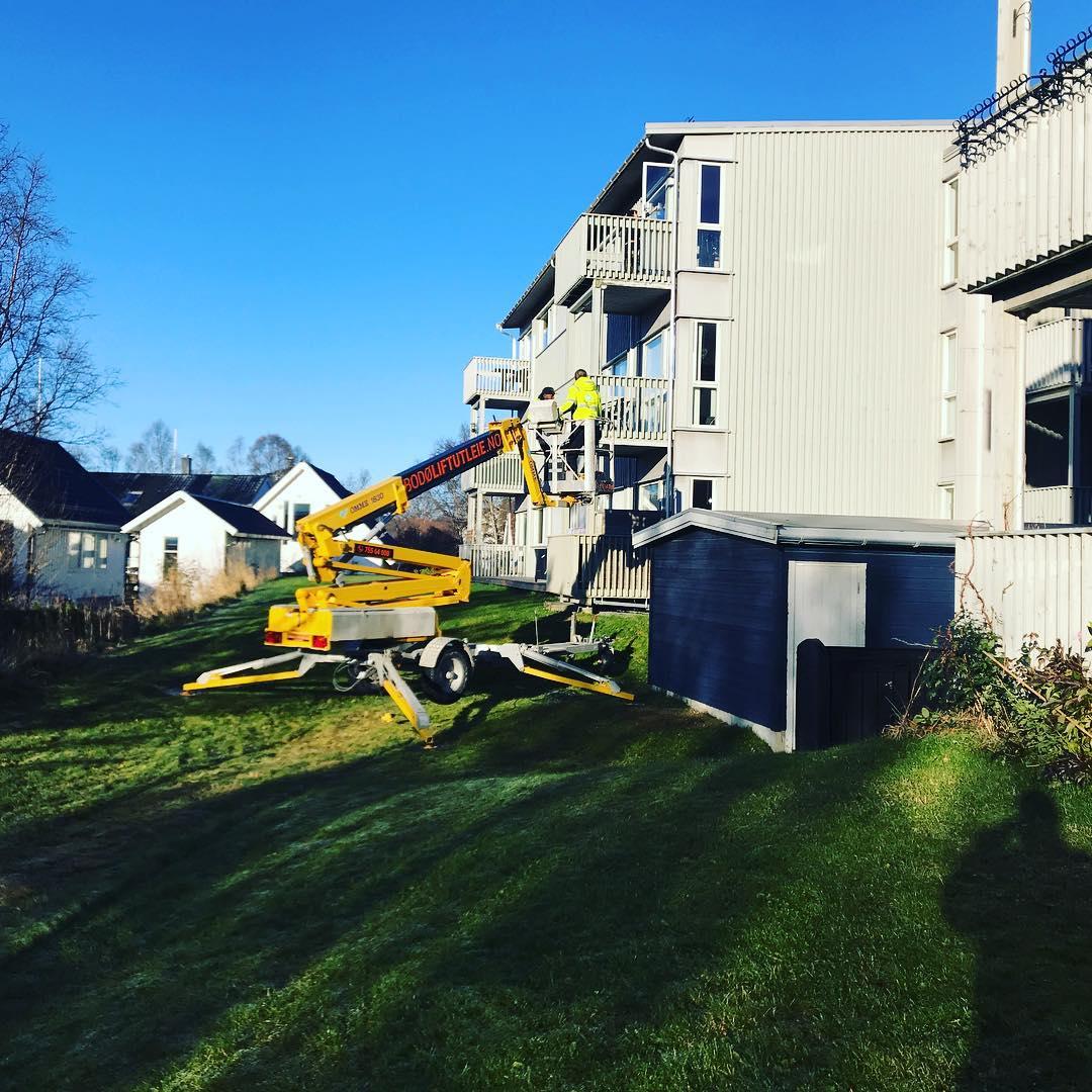 Maling av hus Bodø - Lift